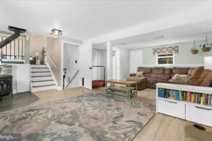 1938 Sue Creek Dr, Baltimore, MD 21221 - Photo 17
