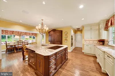 11 Caveswood Lane, Owings Mills, MD 21117 - Photo 17