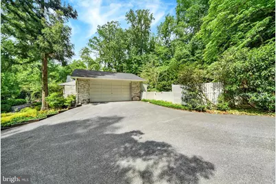 11 Caveswood Lane, Owings Mills, MD 21117 - Photo 3