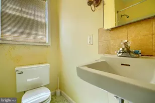 502 Grovethorn Rd, Middle River, MD 21220 - Photo 15