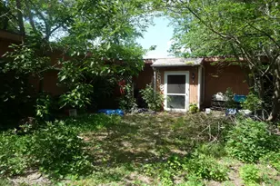 8618 Sandy Plains Rd, Baltimore, MD 21222 - Photo 3