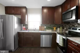 203 Sollers Point Rd, Dundalk, MD 21222 - Photo 5