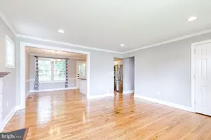 127 Dublin Dr, Lutherville Timonium, MD 21093 - Photo 9