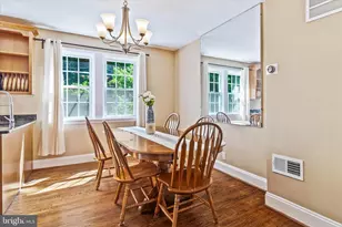 18 N Symington Ave, Catonsville, MD 21228 - Photo 9
