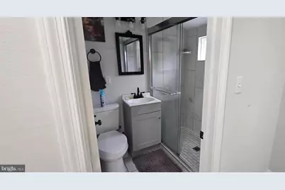 1230 Seven Oaks Road, Halethorpe, MD 21227 - Photo 15