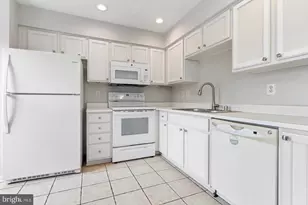 9332 Vanguard Ct, Owings Mills, MD 21117 - Photo 11