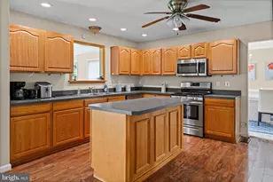 4725 Greencove Cir, Sparrows Point, MD 21219 - Photo 7