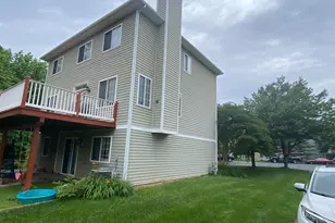17 Hidden Cove Ct, Middle River, MD 21220 - Photo 3