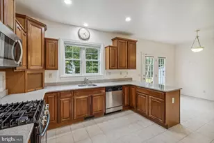 9818 Lyons Mill Rd, Owings Mills, MD 21117 - Photo 15