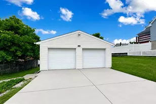 608 North Point Rd, Baltimore, MD 21224 - Photo 3