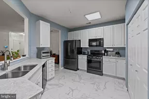 5144 Brightleaf Ct, Rosedale, MD 21237 - Photo 11