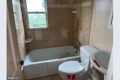 126 Sollers Point Road, Baltimore, MD 21222 - Photo 7