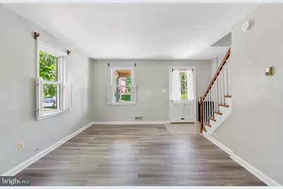 8324 Ridgely Oak Road, Parkville, MD 21234 - Photo 9