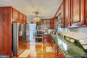 7218 Sollers Point Rd, Baltimore, MD 21222 - Photo 17