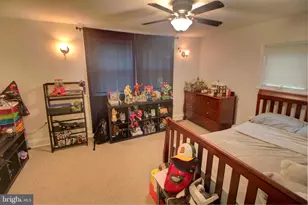 401 Bigley, Baltimore, MD 21227 - Photo 11