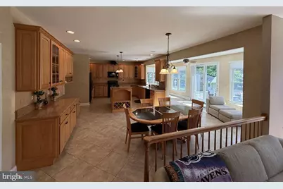 7 Hickory Hill Road, Cockeysville, MD 21030 - Photo 7