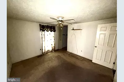 21 Woodmans Court, Baltimore, MD 21221 - Photo 11