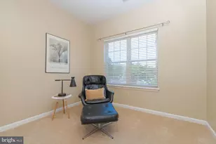 572 Hopkins Landing Dr, Baltimore, MD 21221 - Photo 25
