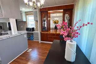28 Rockywood Ln, Essex, MD 21221 - Photo 7