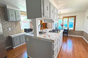 28 Rockywood Ln, Essex, MD 21221 - Photo 1