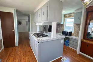 28 Rockywood Ln, Essex, MD 21221 - Photo 11