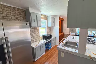 28 Rockywood Ln, Essex, MD 21221 - Photo 15
