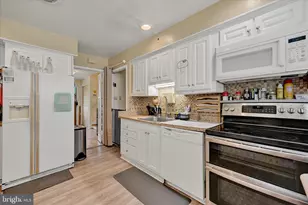 6606 Baythorne Rd, Baltimore, MD 21209 - Photo 11