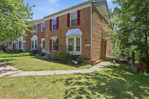 13 Courtwood Dr, Pikesville, MD 21208 - Photo 3