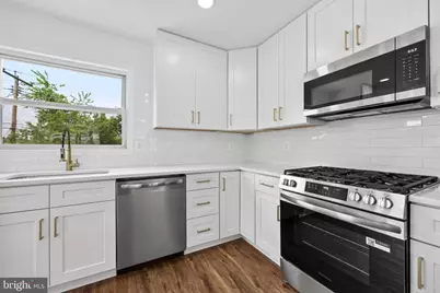 5815 Heron Drive, Baltimore, MD 21227 - Photo 11