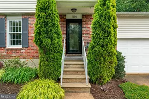 104 Medlow Ct, Lutherville Timonium, MD 21093 - Photo 3