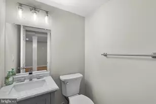 1043 Debbie Ave, Baltimore, MD 21221 - Photo 35