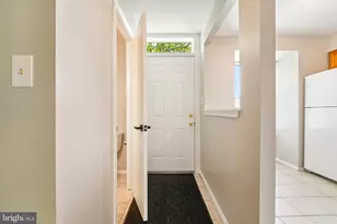 2426 Potterfield Rd, Windsor Mill, MD 21244 - Photo 5