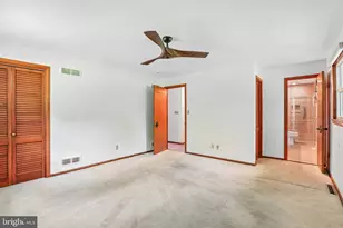 1203 Nuwood Dr, Baltimore, MD 21228 - Photo 15