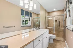 1203 Nuwood Dr, Baltimore, MD 21228 - Photo 11