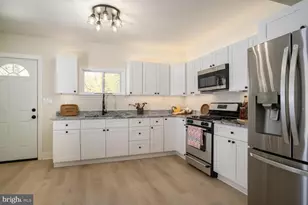 404 S Marlyn, Essex, MD 21221 - Photo 7