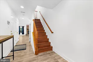 9128 Marlove Oaks Lane, Owings Mills, MD 21117 - Photo 5
