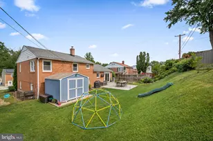 205 Brookside Dr, Baltimore, MD 21228 - Photo 37