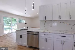 8206 Arrowhead Rd, Pikesville, MD 21208 - Photo 13