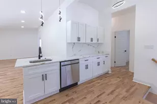 8206 Arrowhead Rd, Pikesville, MD 21208 - Photo 11