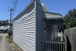 201 Mace Ave, Essex, MD 21221 - Photo 17