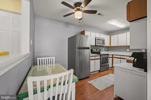 3 Ginford Pl, Baltimore, MD 21228 - Photo 9