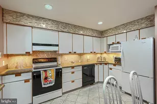 3 Pipe Hill Ct, Baltimore, MD 21209 - Photo 17