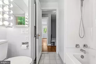 302 Dixie Dr, Towson, MD 21204 - Photo 27