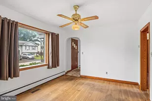211 Hillendale Ave, Baltimore, MD 21227 - Photo 9
