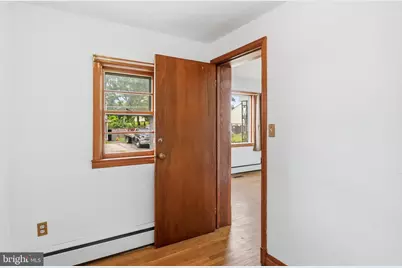 211 Hillendale Avenue, Baltimore, MD 21227 - Photo 15