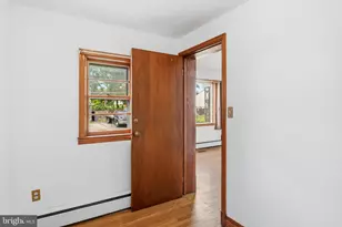 211 Hillendale Ave, Baltimore, MD 21227 - Photo 15