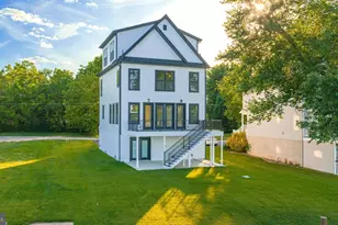 4602 Todd Point Ln, Sparrows Point, MD 21219 - Photo 5