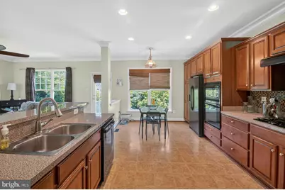 101 New Market Court, Baltimore, MD 21228 - Photo 17