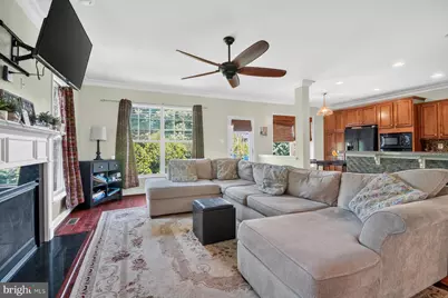 101 New Market Court, Baltimore, MD 21228 - Photo 11