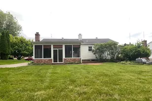 8 Monroe Field Ct, Baltimore, MD 21228 - Photo 3